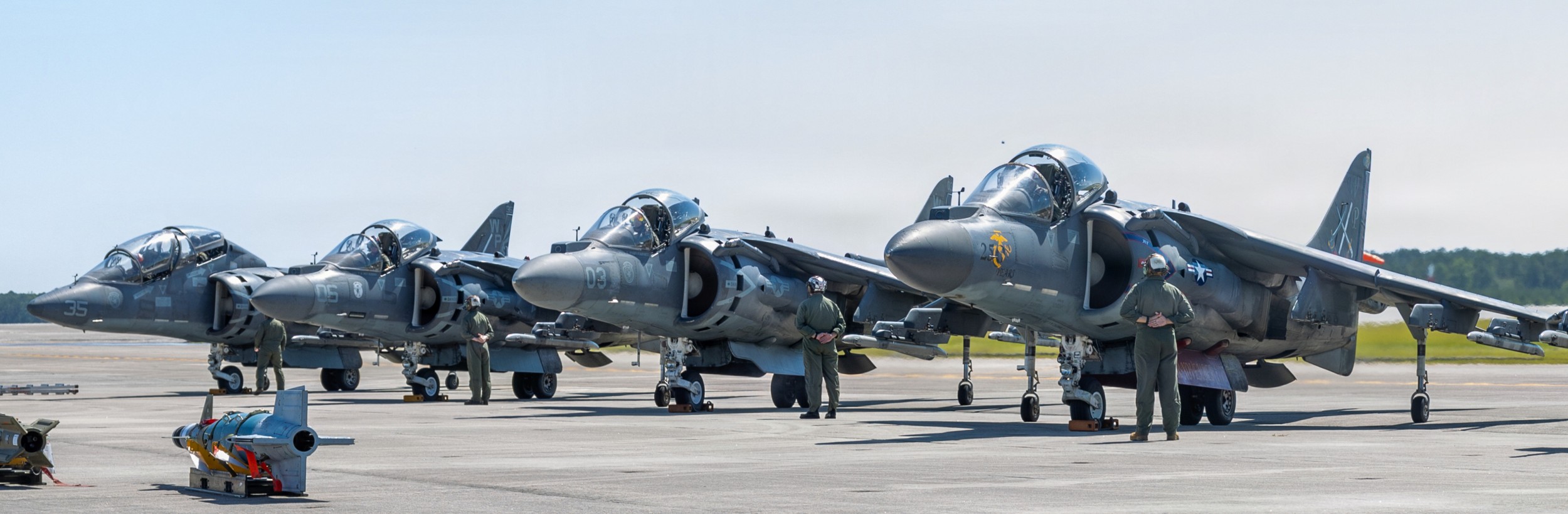 vma-223 bulldogs marine attack squadron av-8b harrier usmc 196