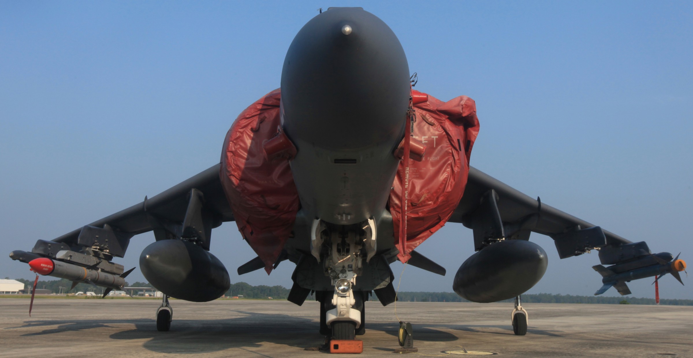 vma-223 bulldogs marine attack squadron av-8b harrier aim-120 amraam missile 111
