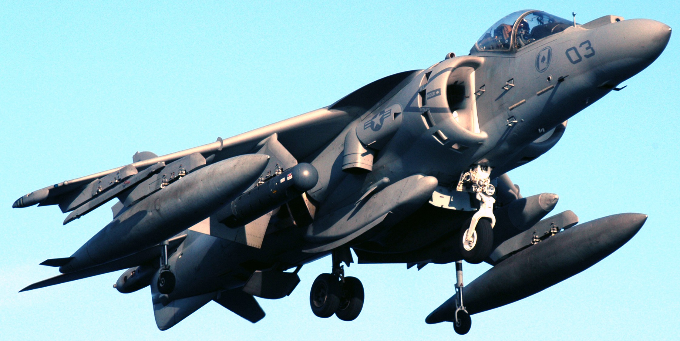 vma-231 ace of spades marine attack squadron av-8b harrier uss kearsarge lhd-3 05