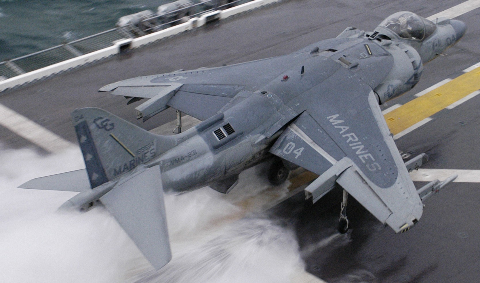 vma-231 ace of spades marine attack squadron av-8b harrier uss bataan lhd-5 13