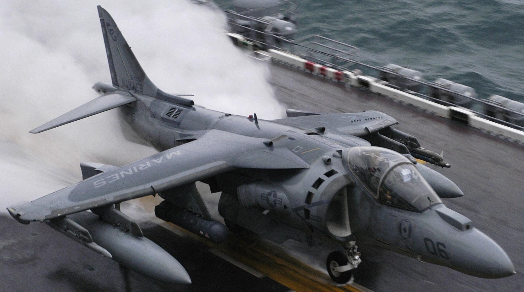 vma-231 ace of spades marine attack squadron av-8b harrier uss bataan lhd-5 2006 14