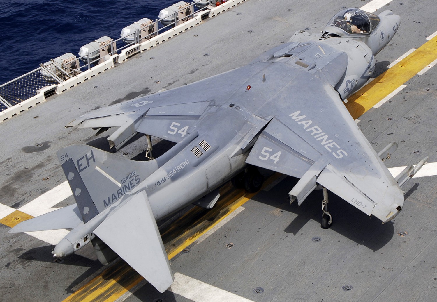 vma-231 ace of spades marine attack squadron av-8b harrier uss iwo jima lhd-7 2008 17