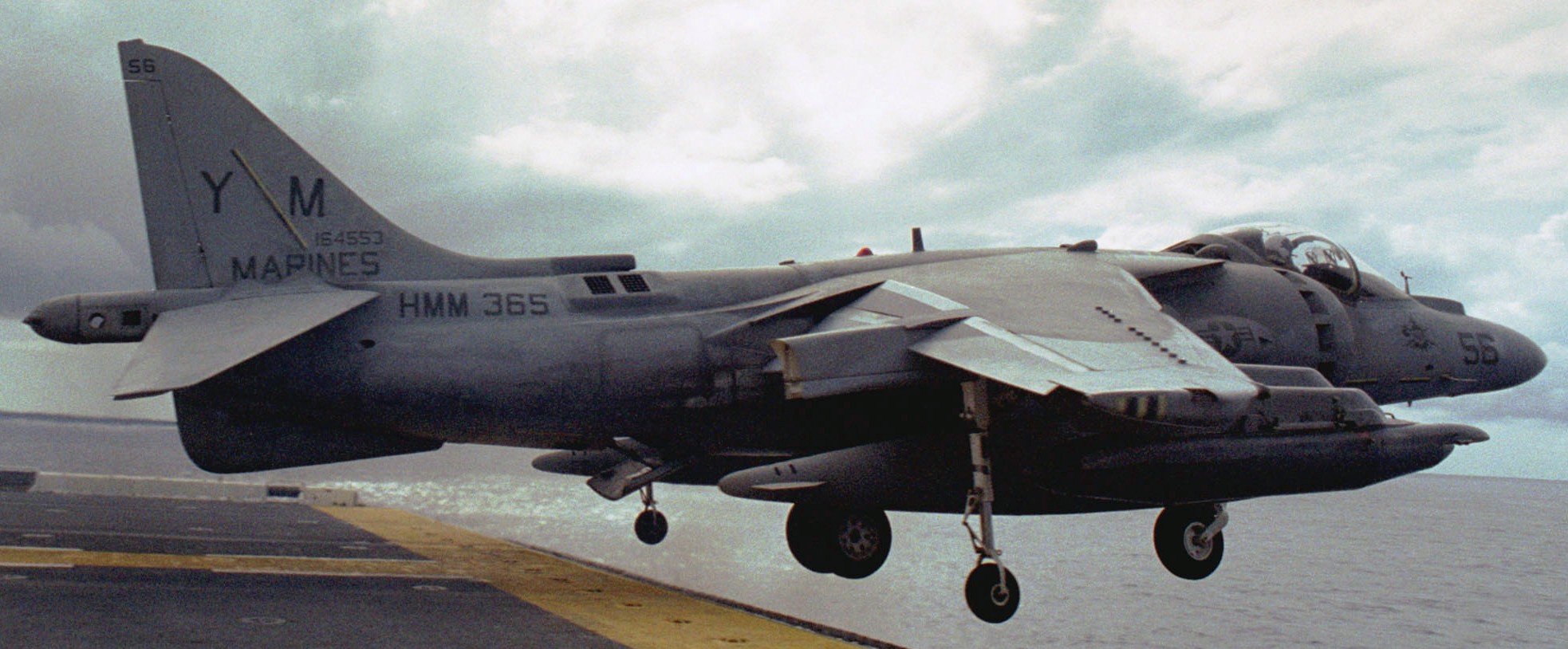 vma-231 ace of spades marine attack squadron av-8b harrier uss kearsarge lhd-3 1999 29