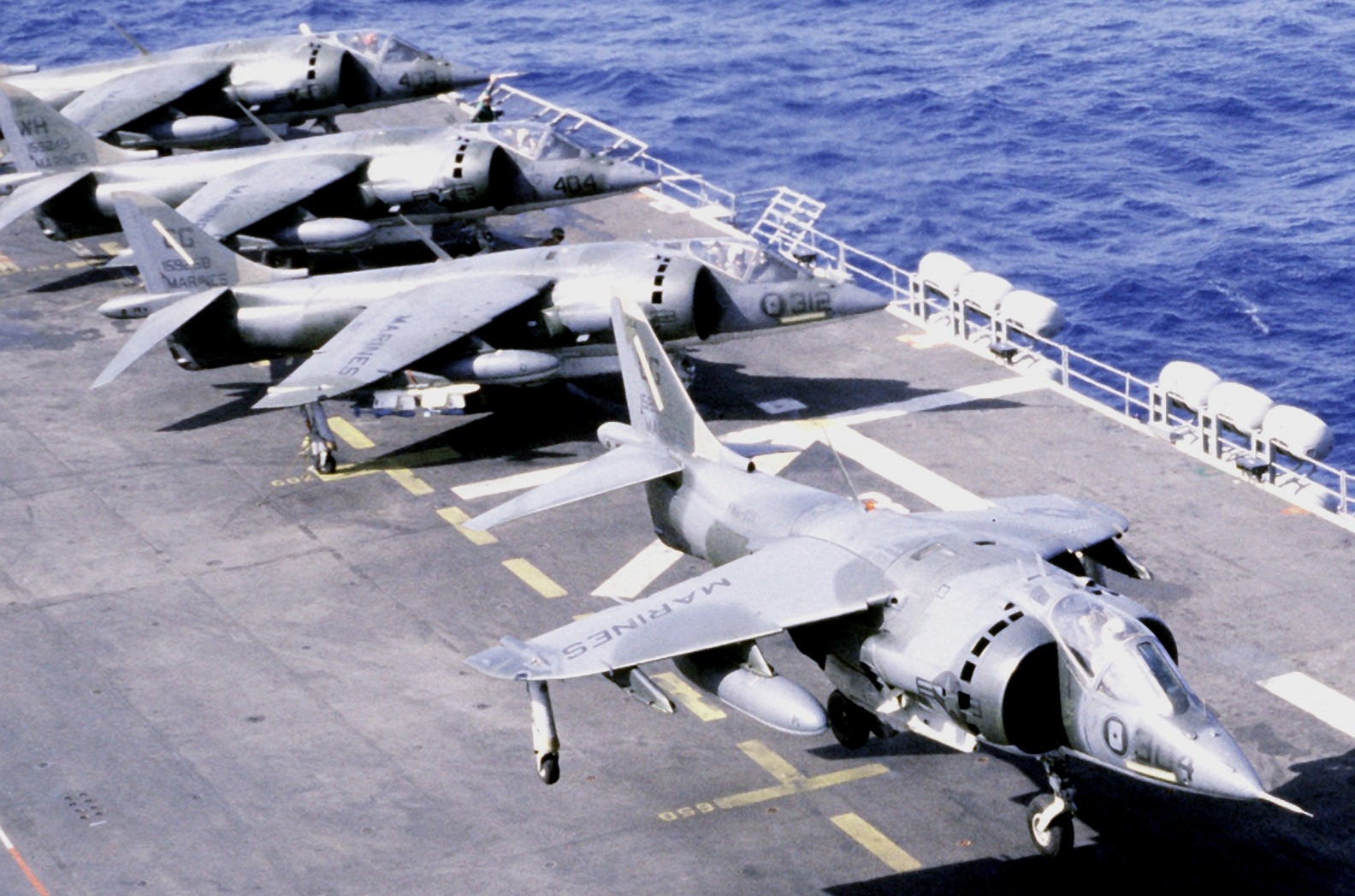 vma-231 ace of spades marine attack squadron av-8a harrier uss nassau lha-4 43