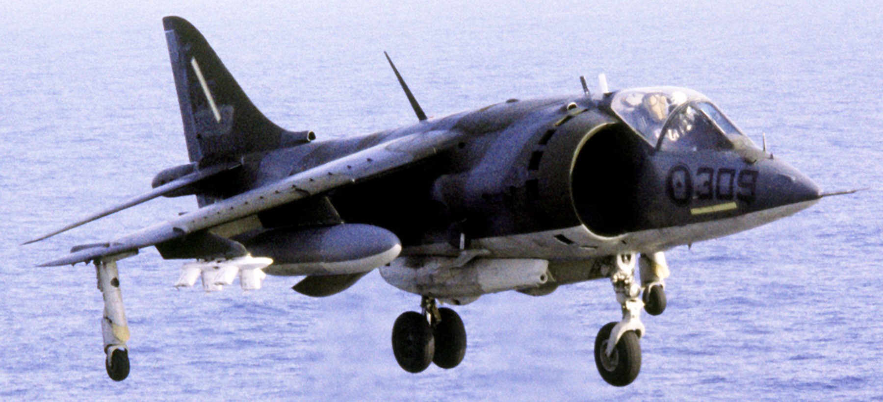 vma-231 ace of spades marine attack squadron av-8a harrier uss nassau lha-4 1982 44