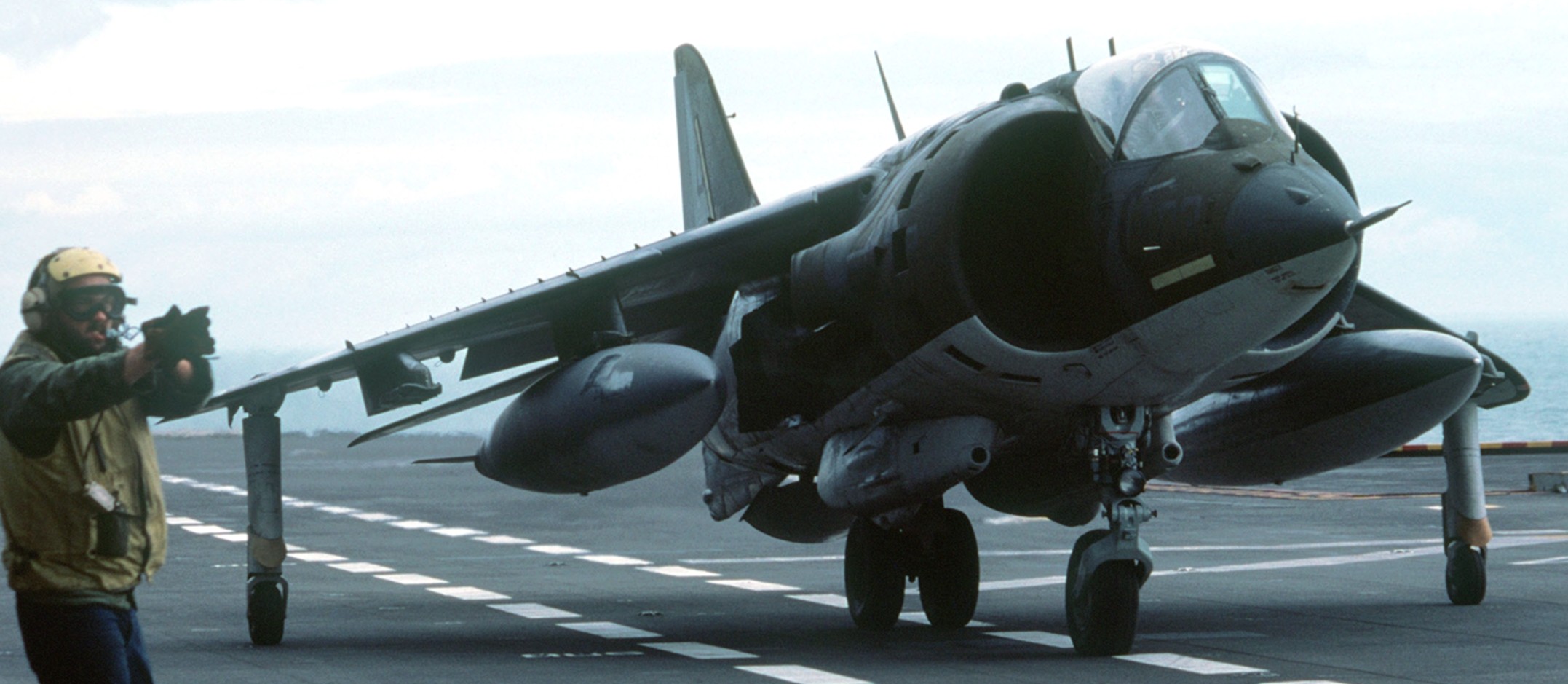 vma-231 ace of spades marine attack squadron av-8a harrier uss nassau lha-4 1982 50