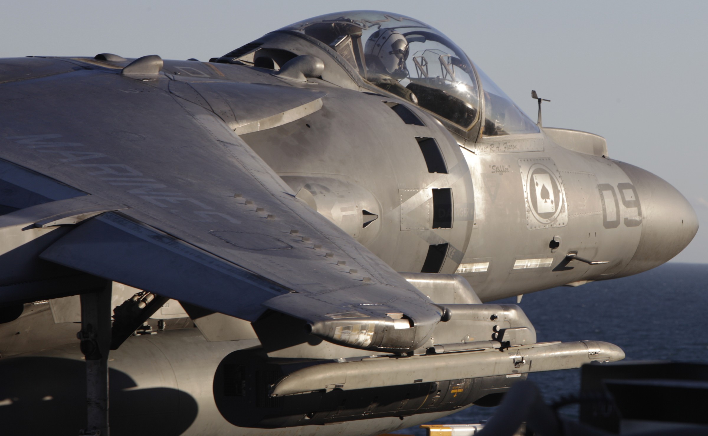 vma-231 ace of spades marine attack squadron av-8b harrier uss kearsarge lhd-3 58