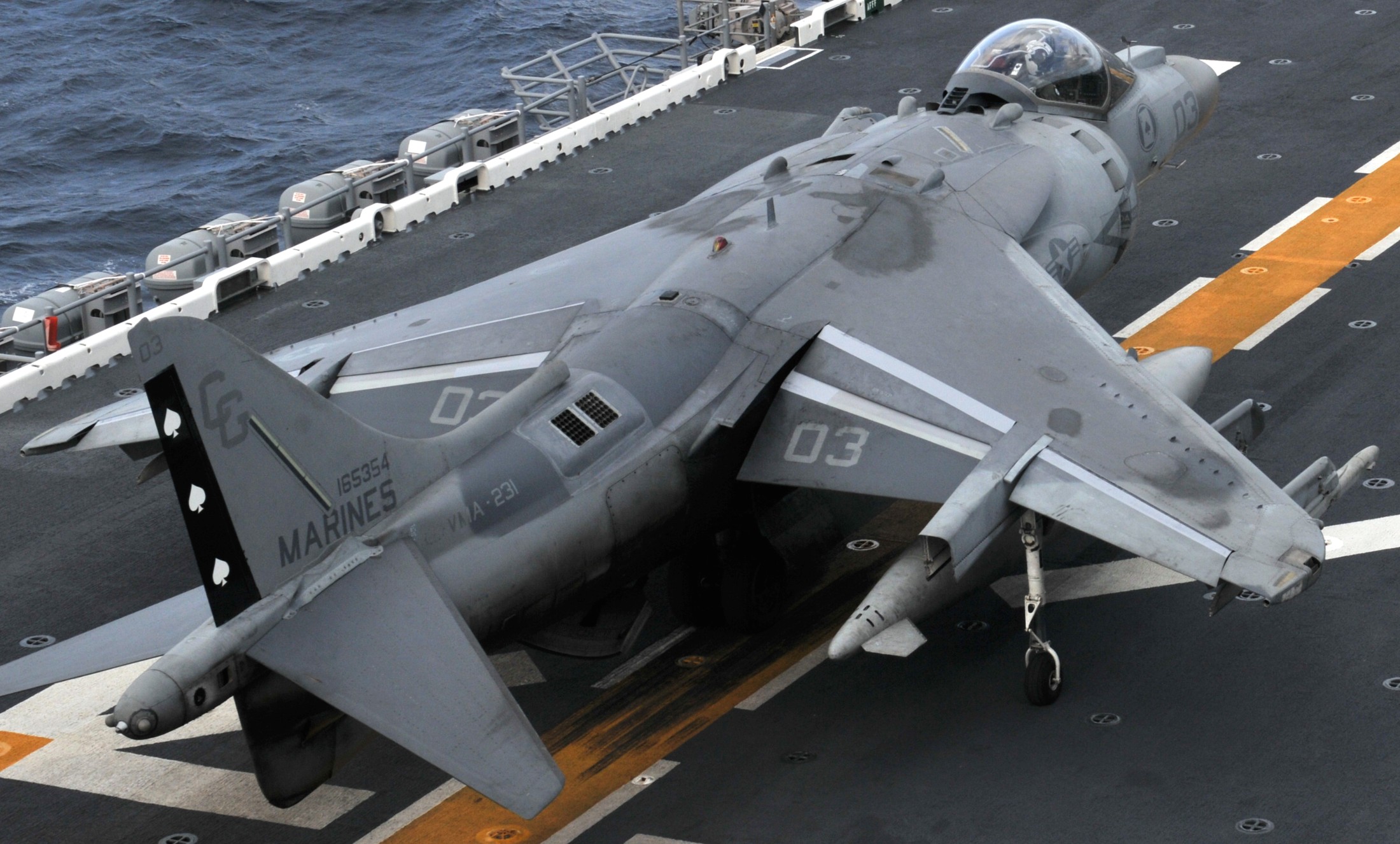 vma-231 ace of spades marine attack squadron av-8b harrier uss kearsarge lhd-3 2012 61