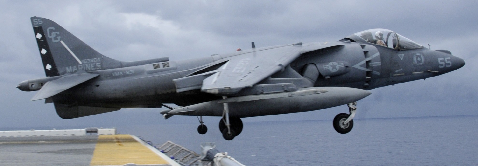 vma-231 ace of spades marine attack squadron av-8b harrier uss wasp lhd-1 2012 65