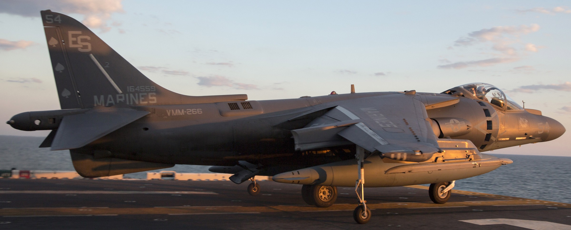 vma-231 ace of spades marine attack squadron av-8b harrier uss kearsarge lhd-3 98