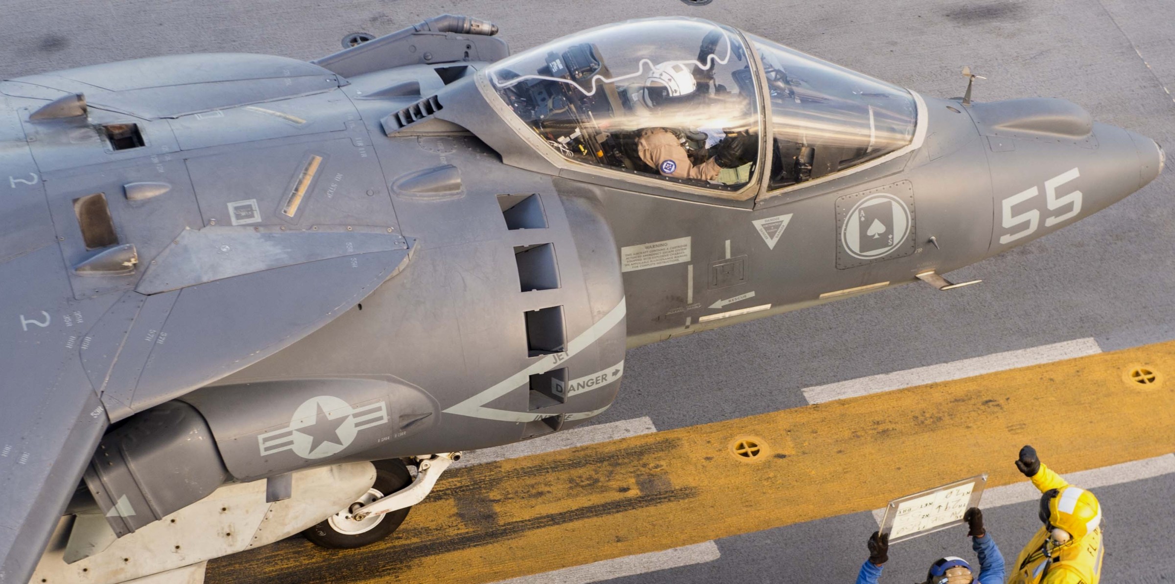 vma-231 ace of spades marine attack squadron av-8b harrier uss iwo jima lhd-7 2014 121