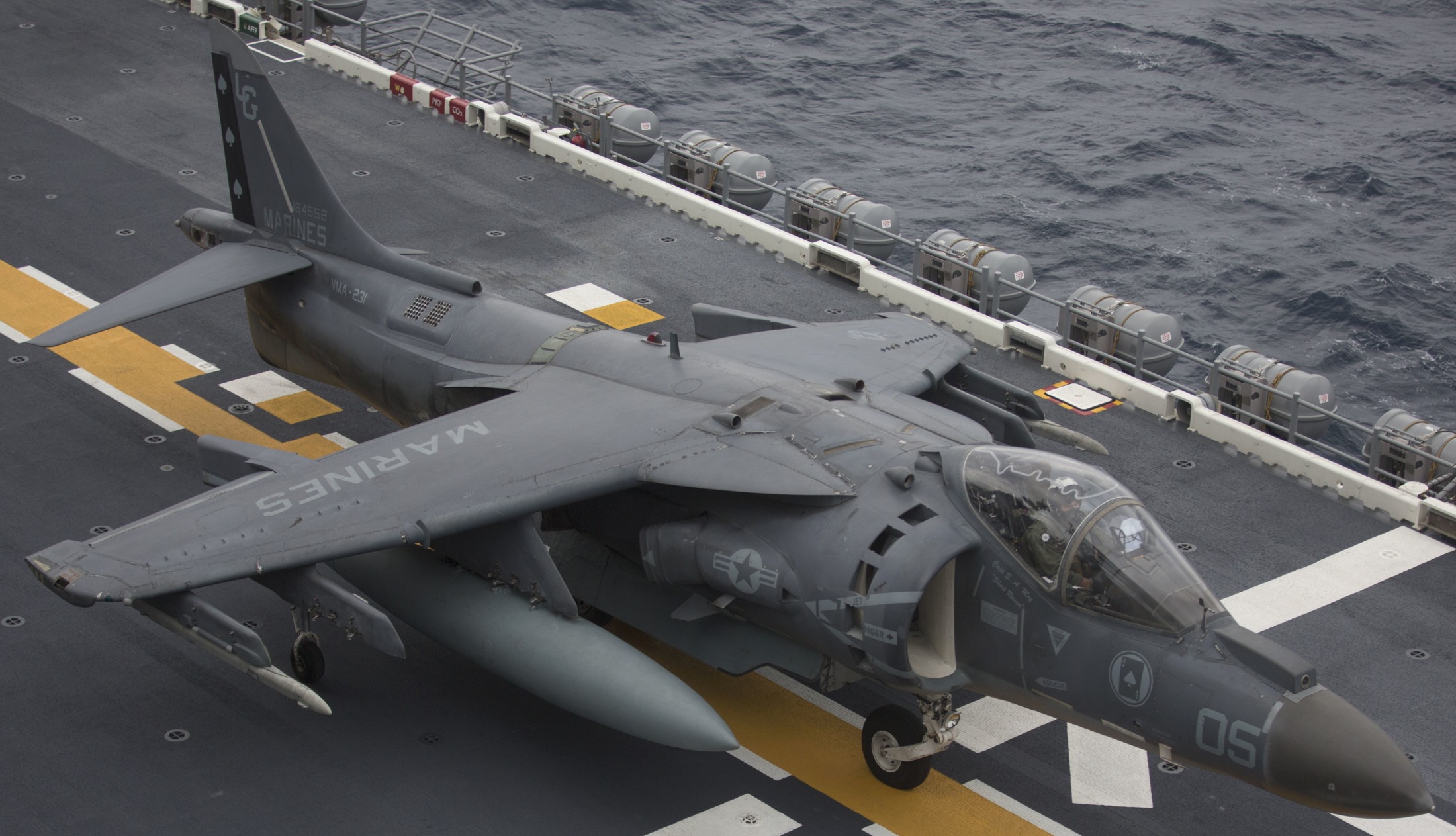vma-231 ace of spades marine attack squadron av-8b harrier uss bonhomme richard lhd-6 125