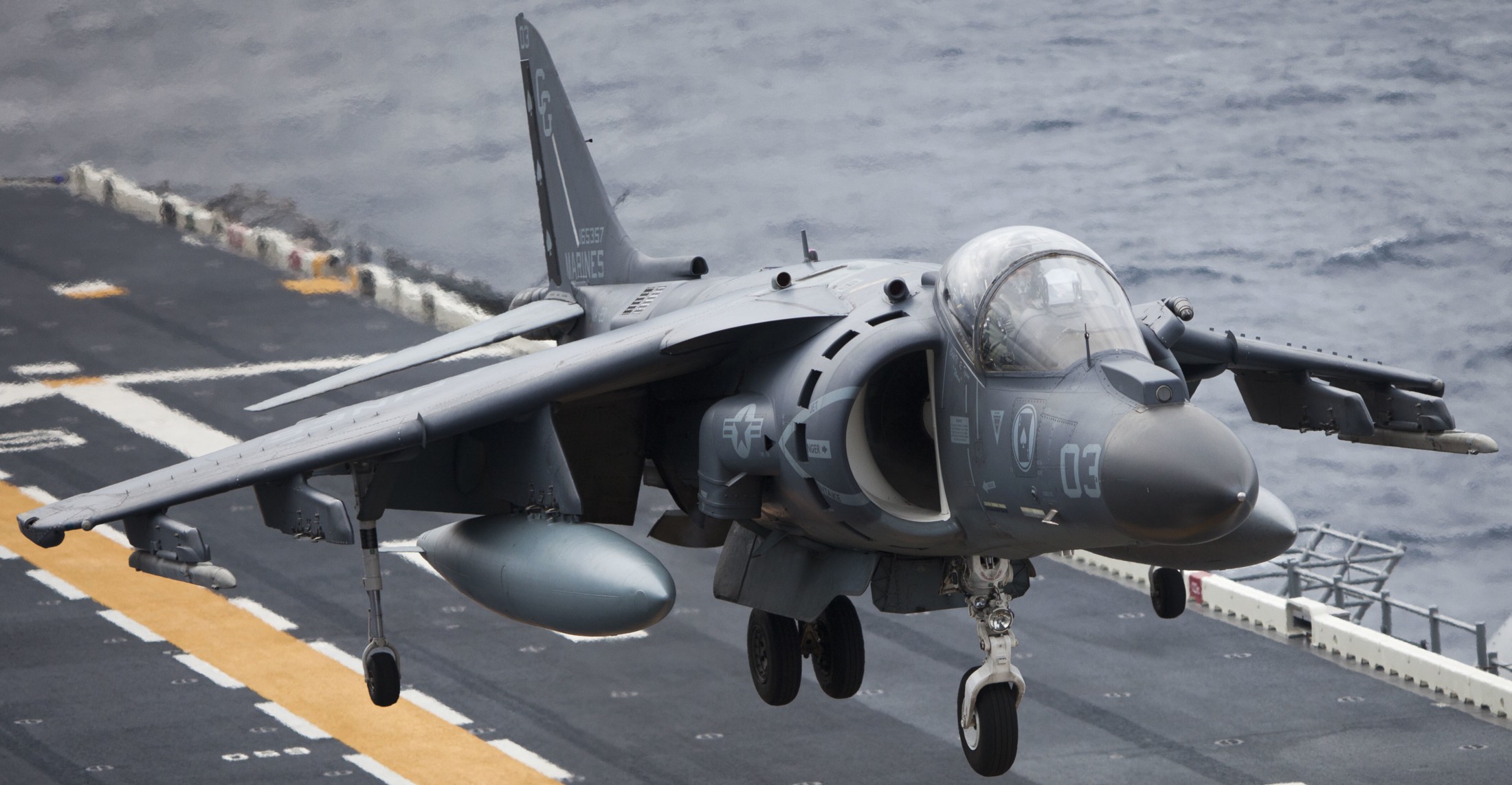 vma-231 ace of spades marine attack squadron av-8b harrier uss bonhomme richard lhd-6 128