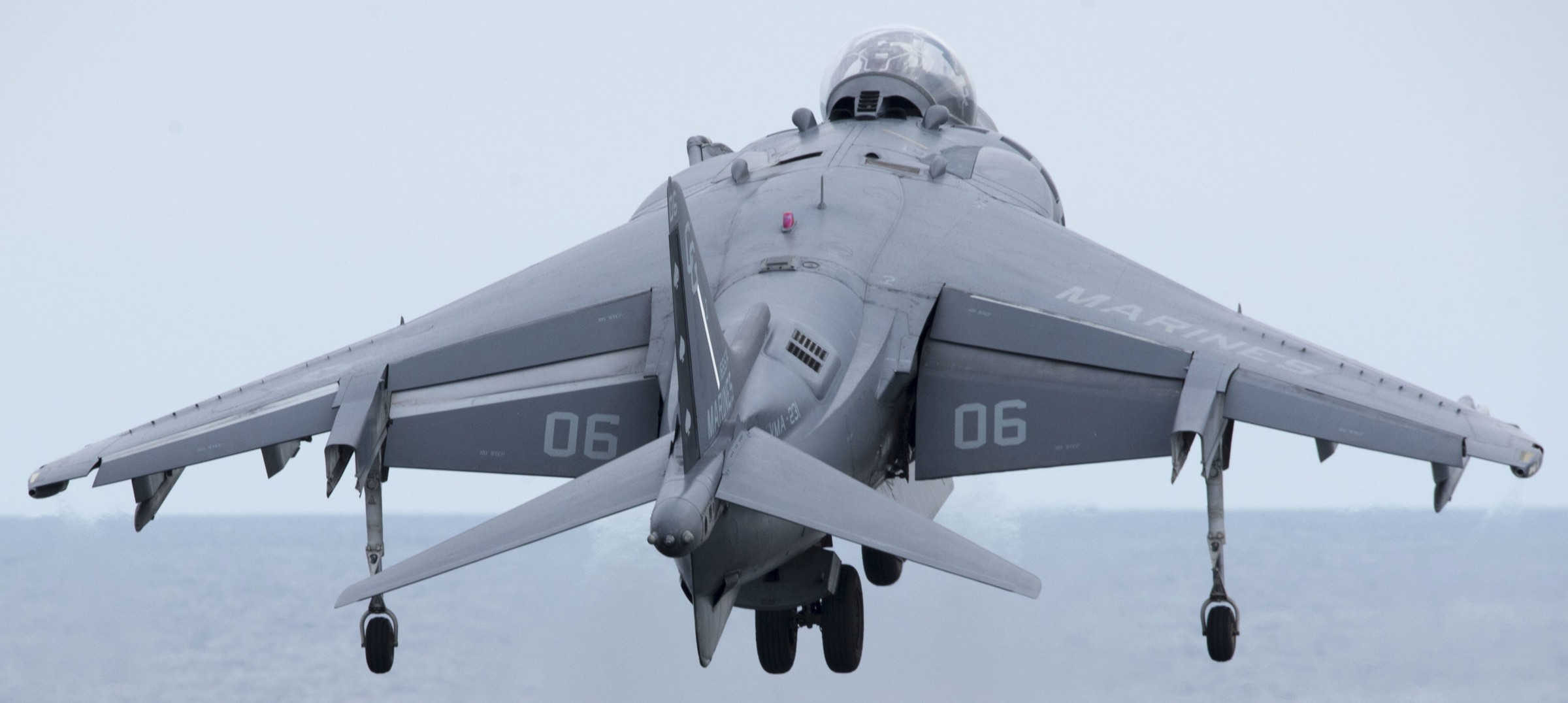 vma-231 ace of spades marine attack squadron av-8b harrier uss wasp lhd-1 143