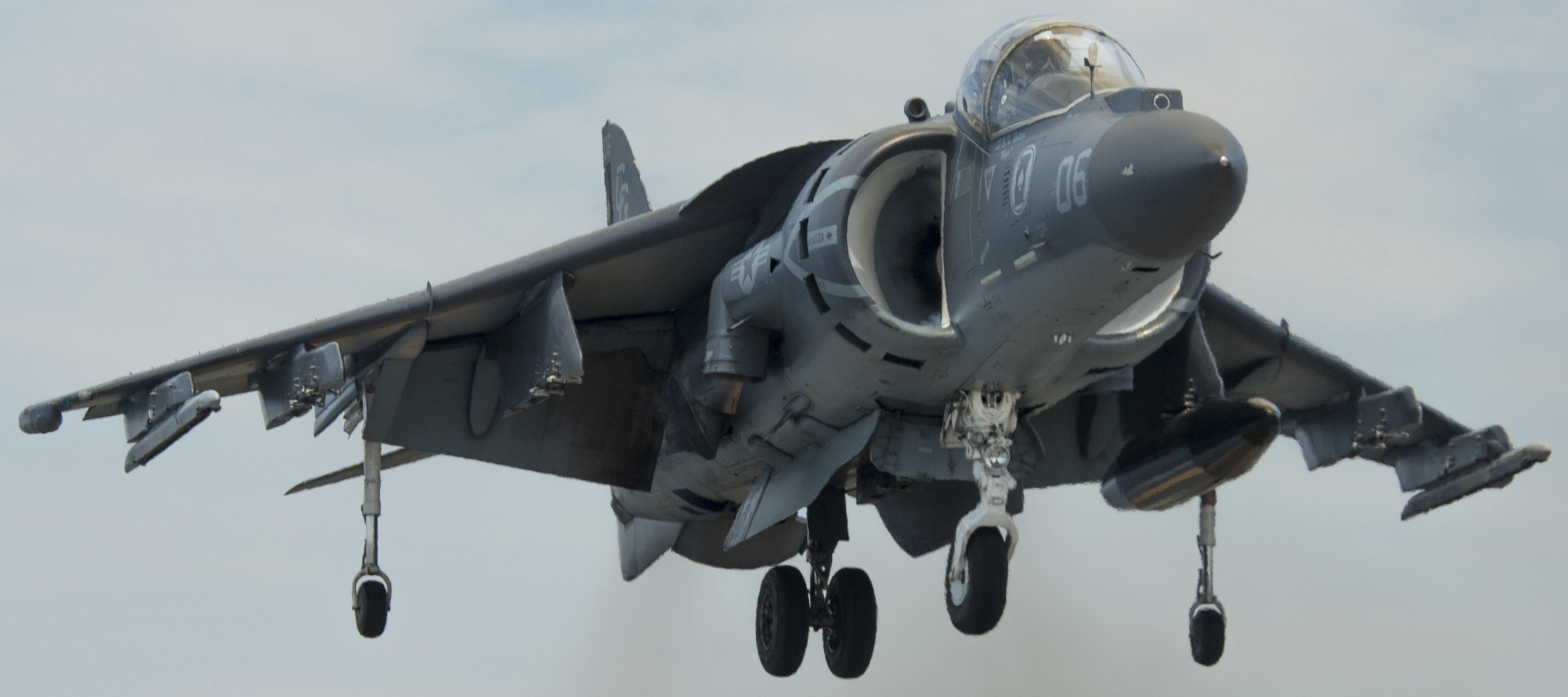 vma-231 ace of spades marine attack squadron av-8b harrier uss wasp lhd-1 150