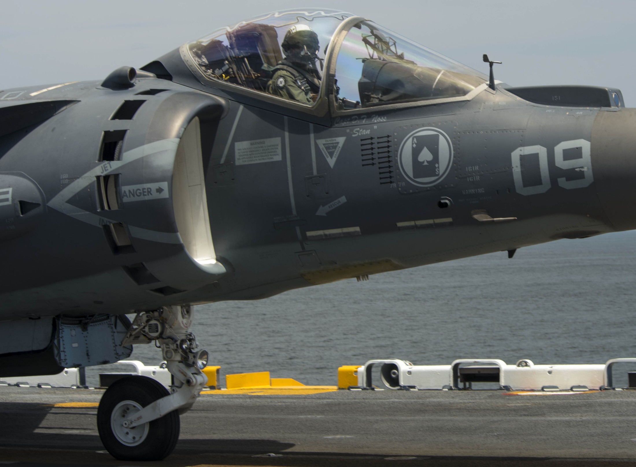 vma-231 ace of spades marine attack squadron av-8b harrier uss wasp lhd-1 160