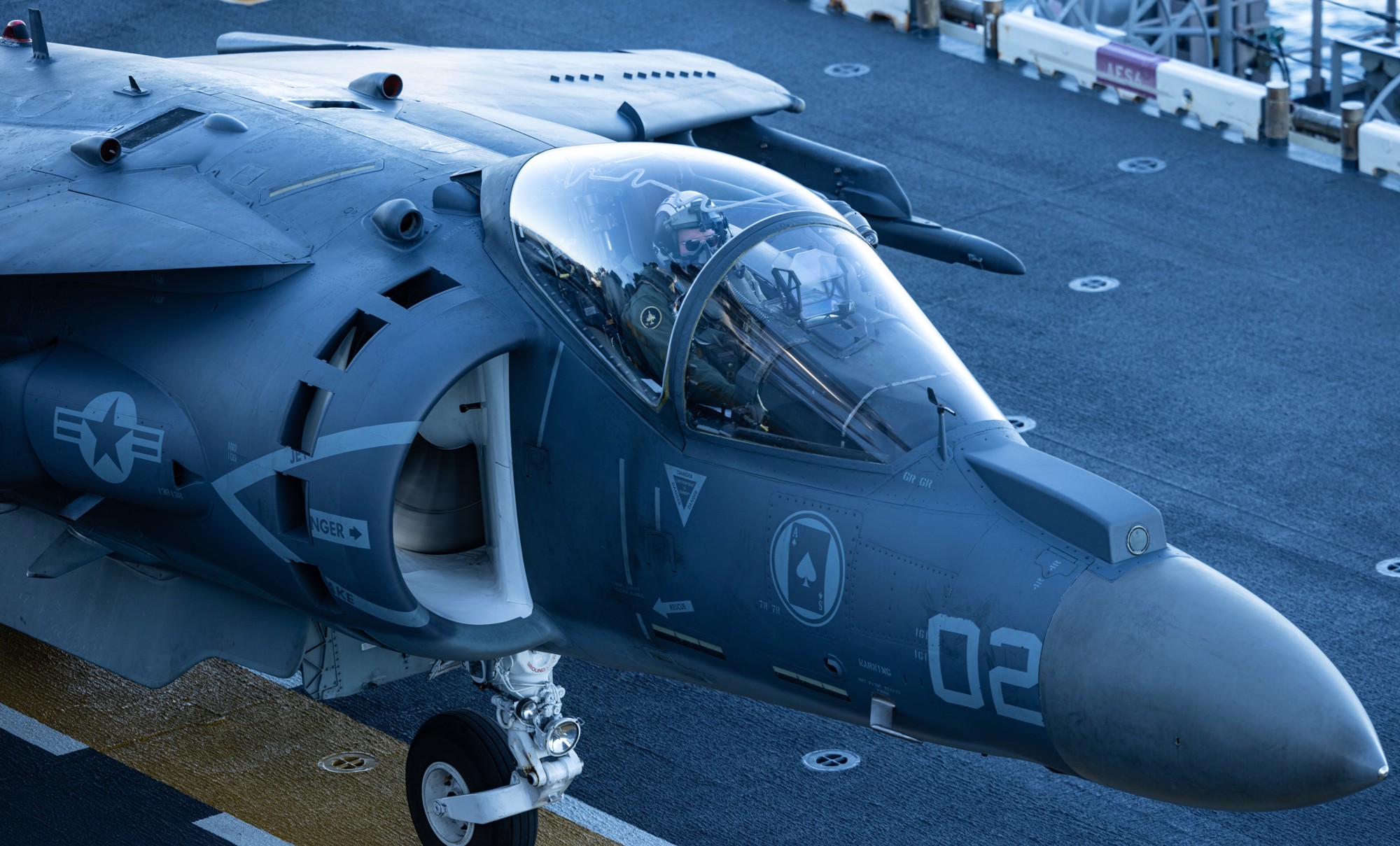 vma-231 ace of spades marine attack squadron av-8b harrier uss bataan lhd-5 218