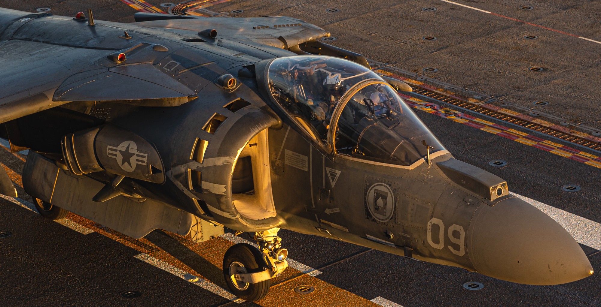 vma-231 ace of spades marine attack squadron av-8b harrier uss bataan lhd-5 220