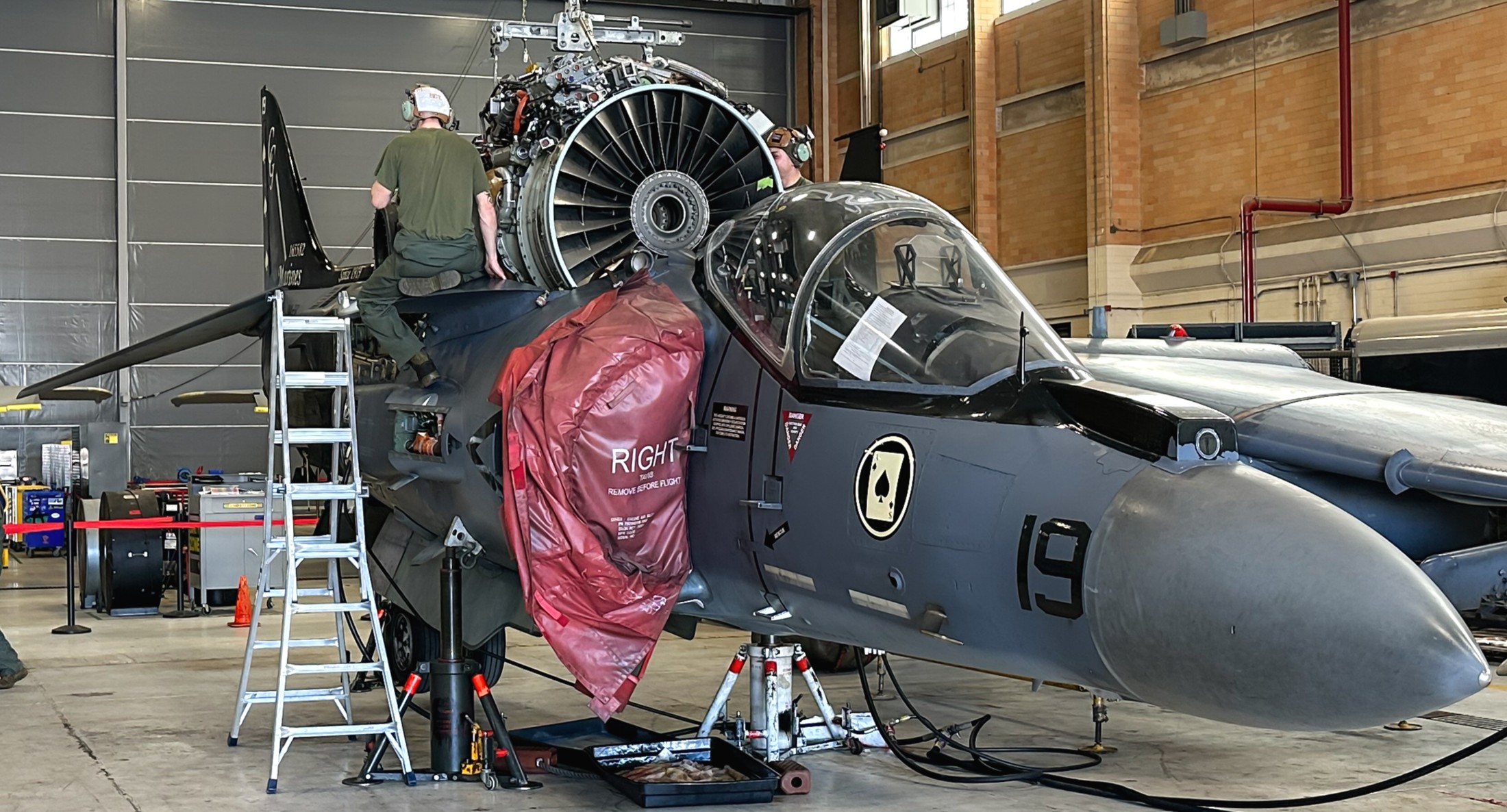 vma-231 ace of spades marine attack squadron av-8b harrier nas/jrb new orleans louisiana rolls-royce pegasus f402-rr-408 engine 227