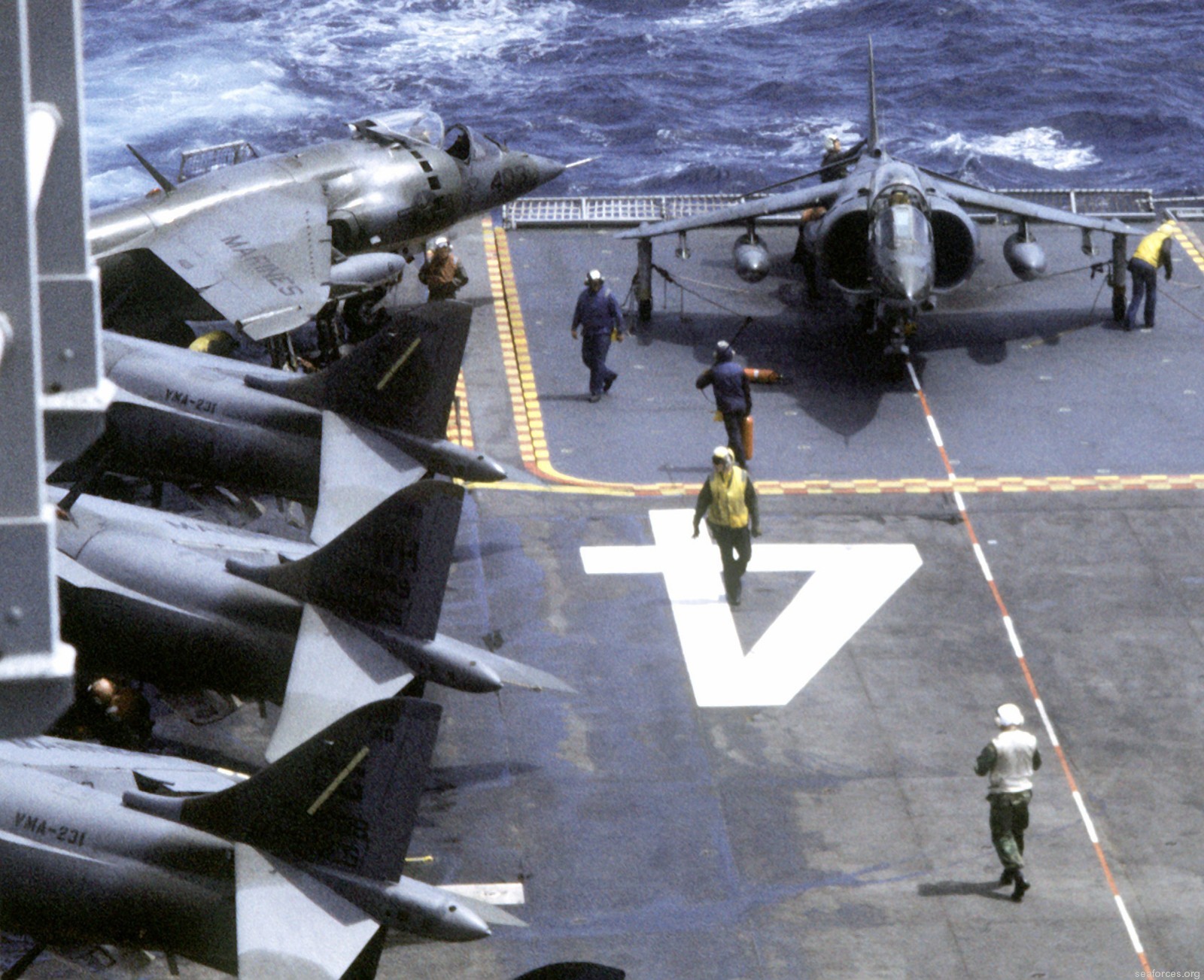 vma-231 ace of spades av-8a harrier marine attack squadron 17