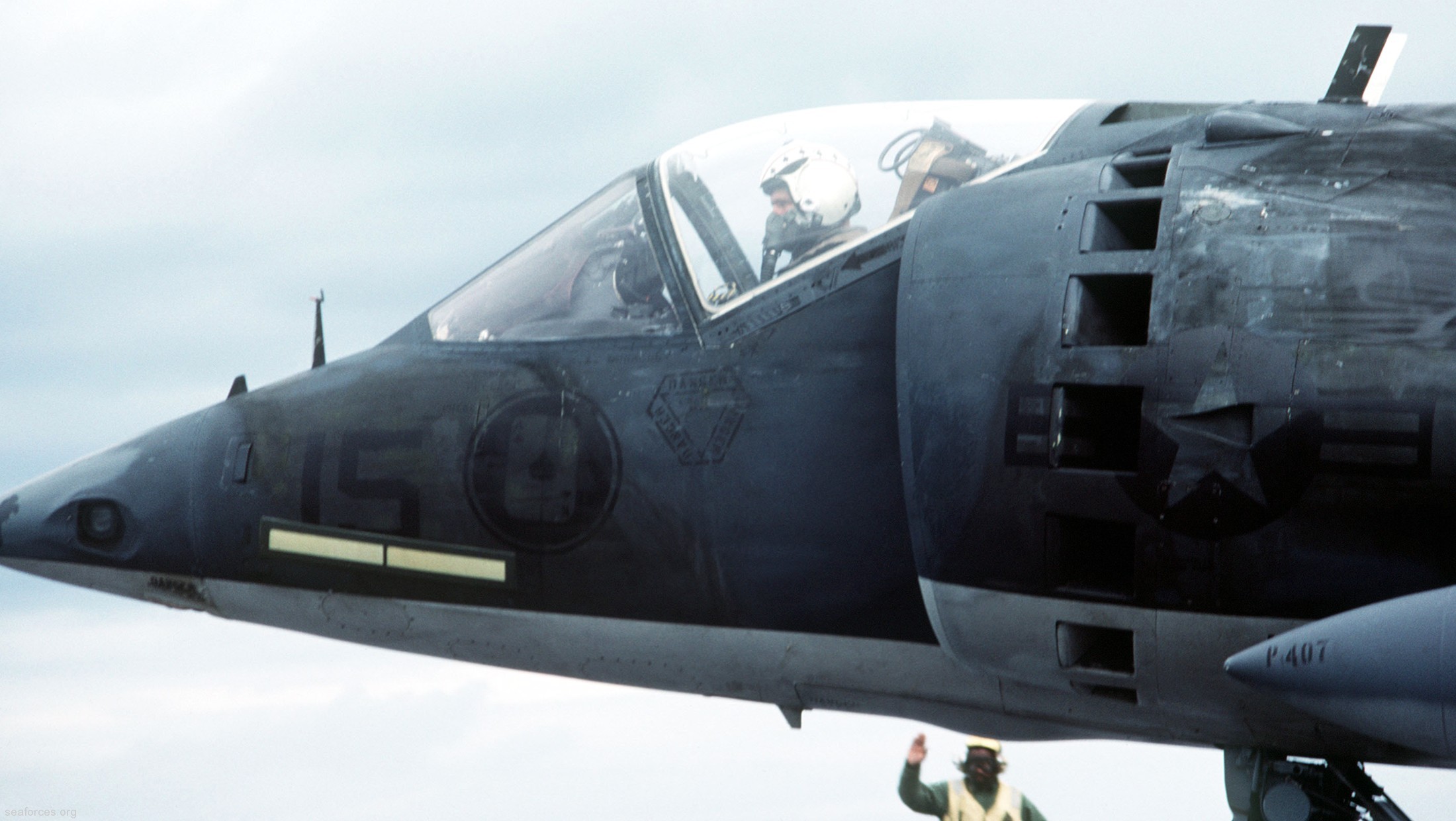 vma-231 ace of spades av-8a harrier marine attack squadron 62