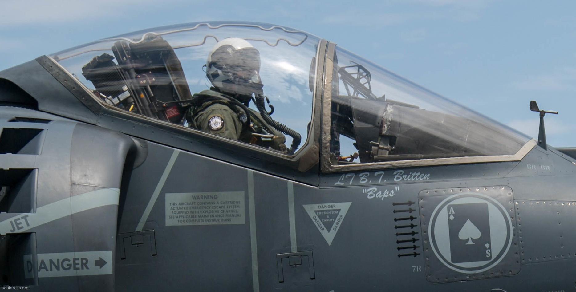 vma-231 ace of spades av-8b harrier marine attack squadron usmc 128 cockpit view