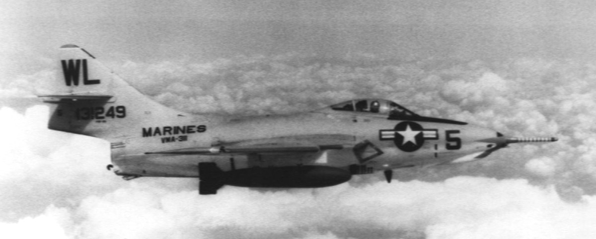 vma-311 tomcats marine attack squadron usmc grumman f9f-8b cougar 30