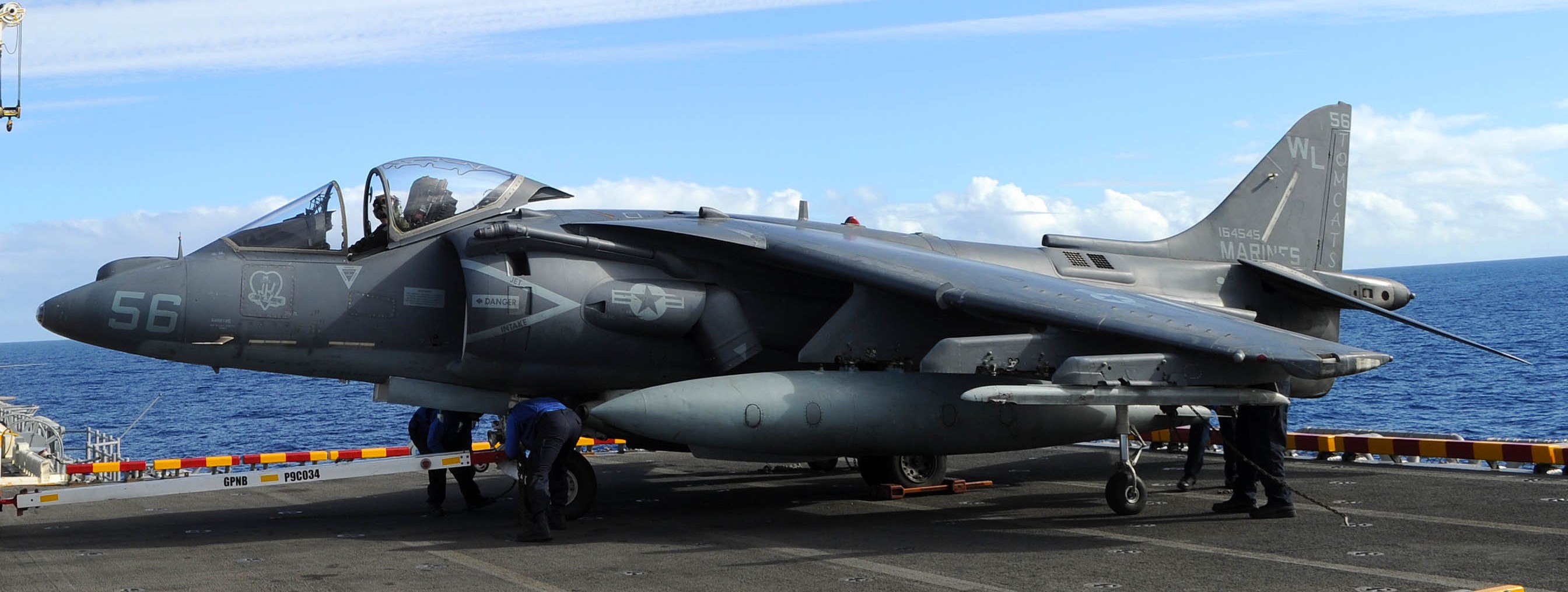 vma-311 tomcats marine attack squadron usmc av-8b harrier 37