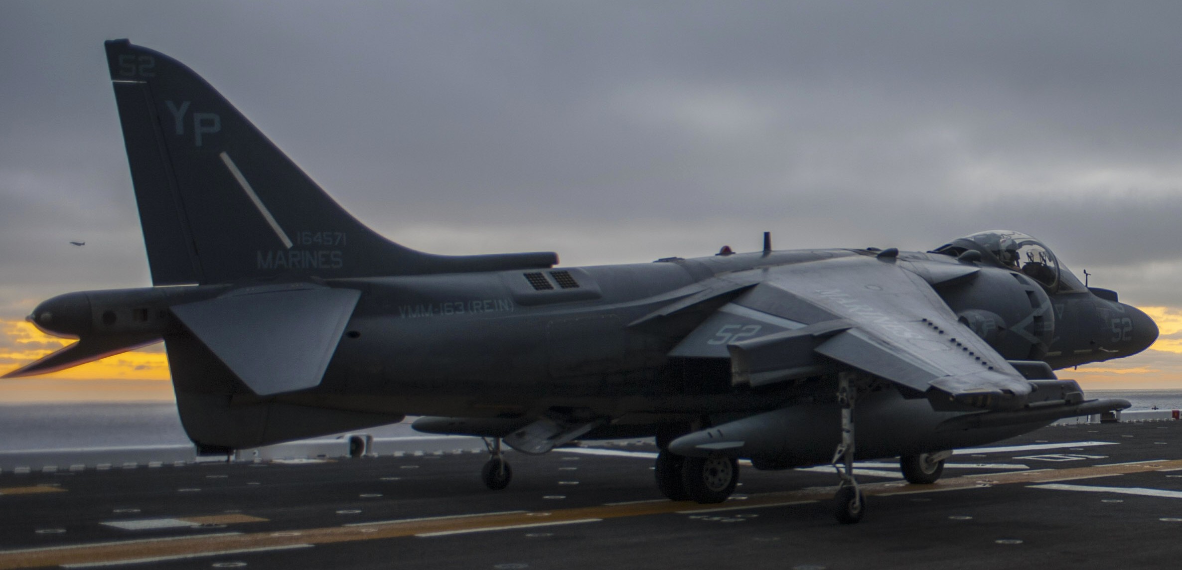 vma-311 tomcats marine attack squadron usmc av-8b harrier 106