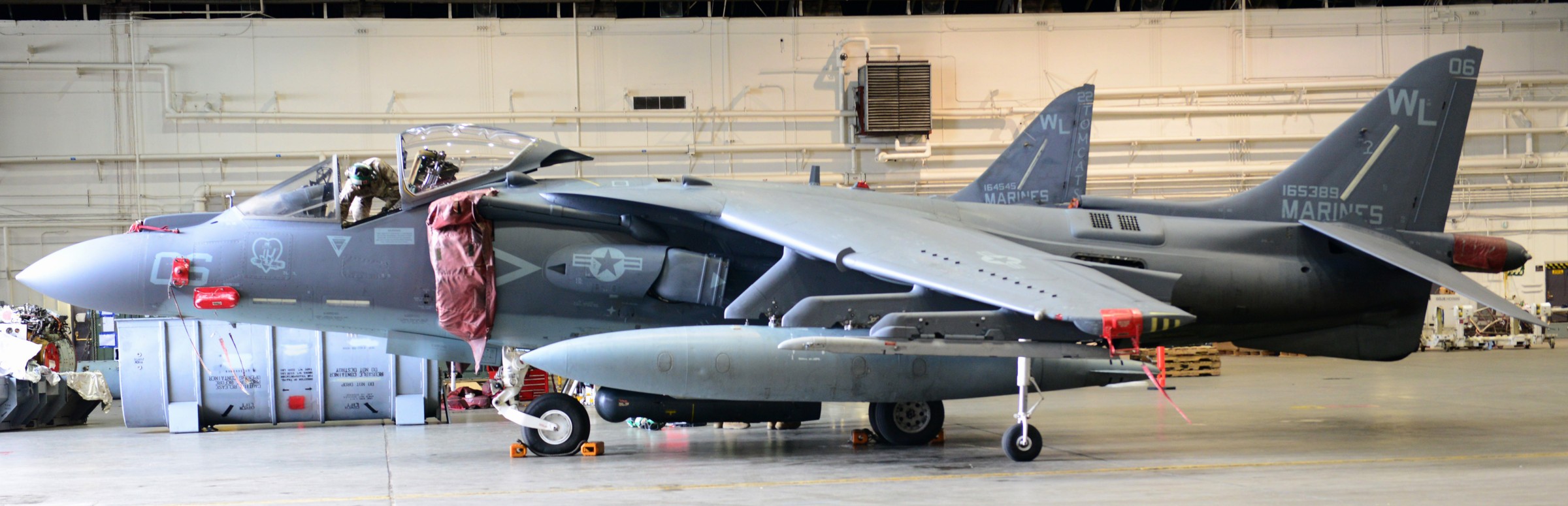 vma-311 tomcats marine attack squadron usmc av-8b harrier 140