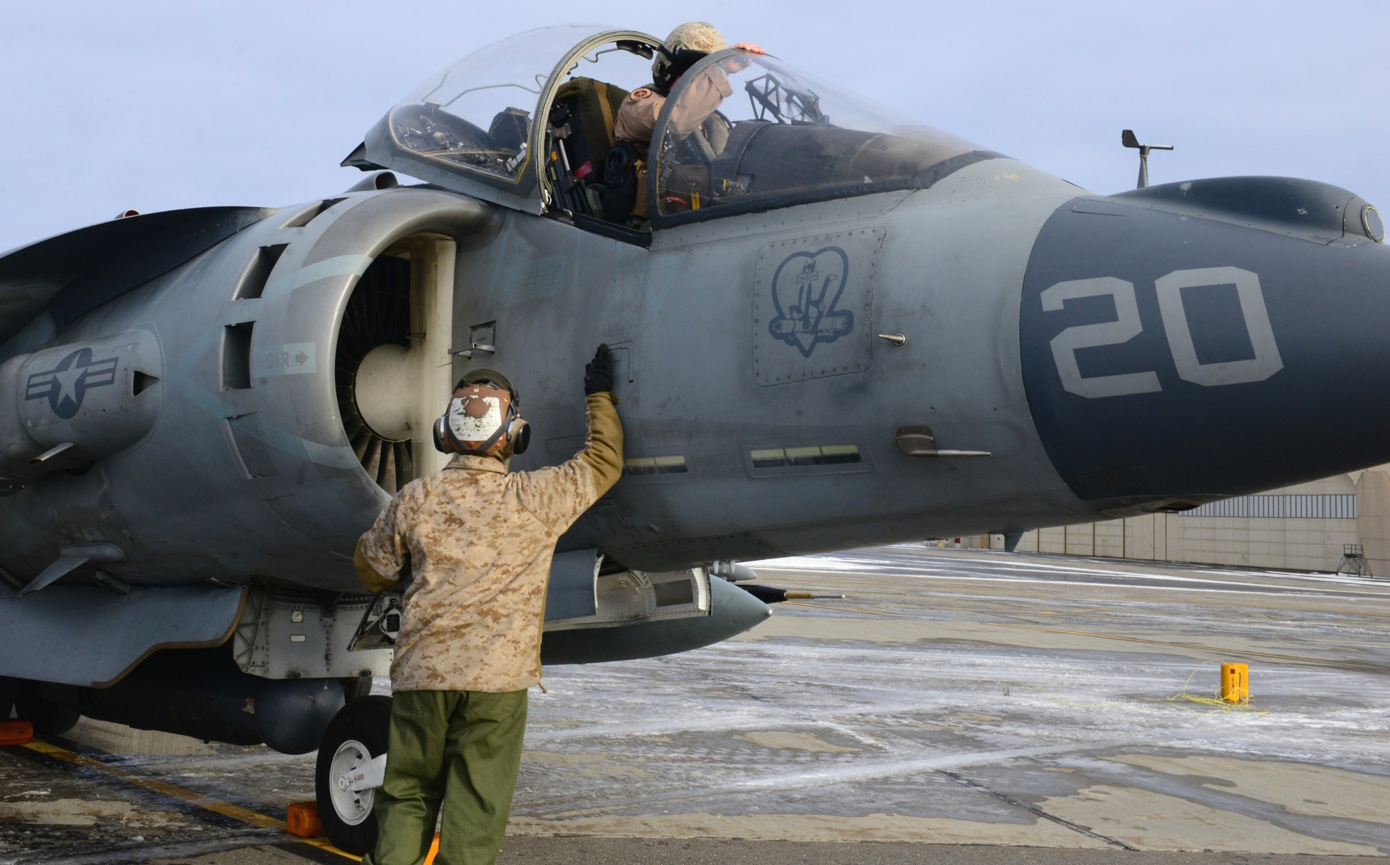 vma-311 tomcats marine attack squadron usmc av-8b harrier 144