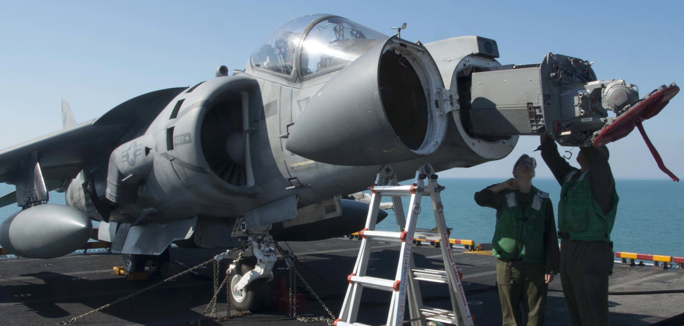 vma-311 tomcats marine attack squadron usmc av-8b harrier 157