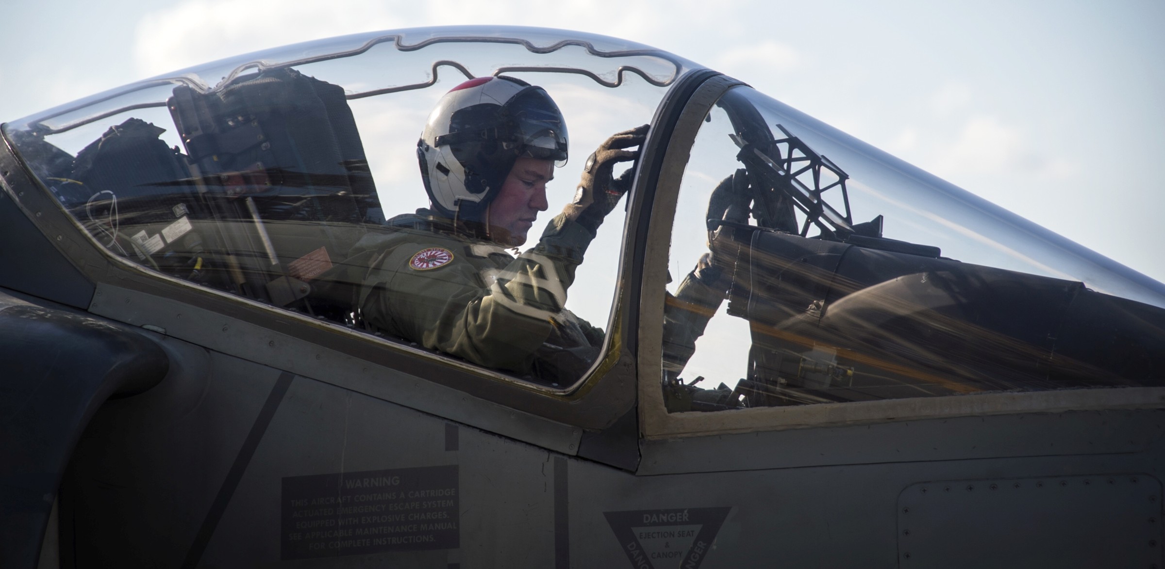 vma-311 tomcats marine attack squadron usmc av-8b harrier 160