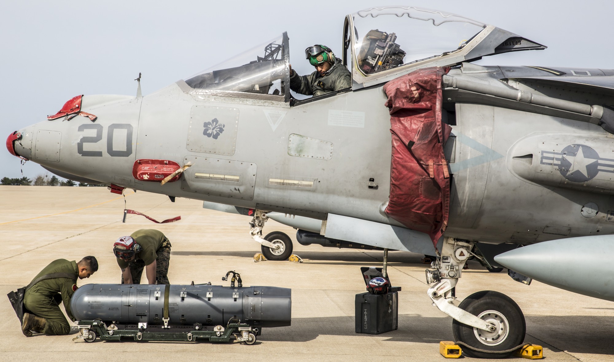 vma-311 tomcats marine attack squadron usmc av-8b harrier 171 kunsan korea