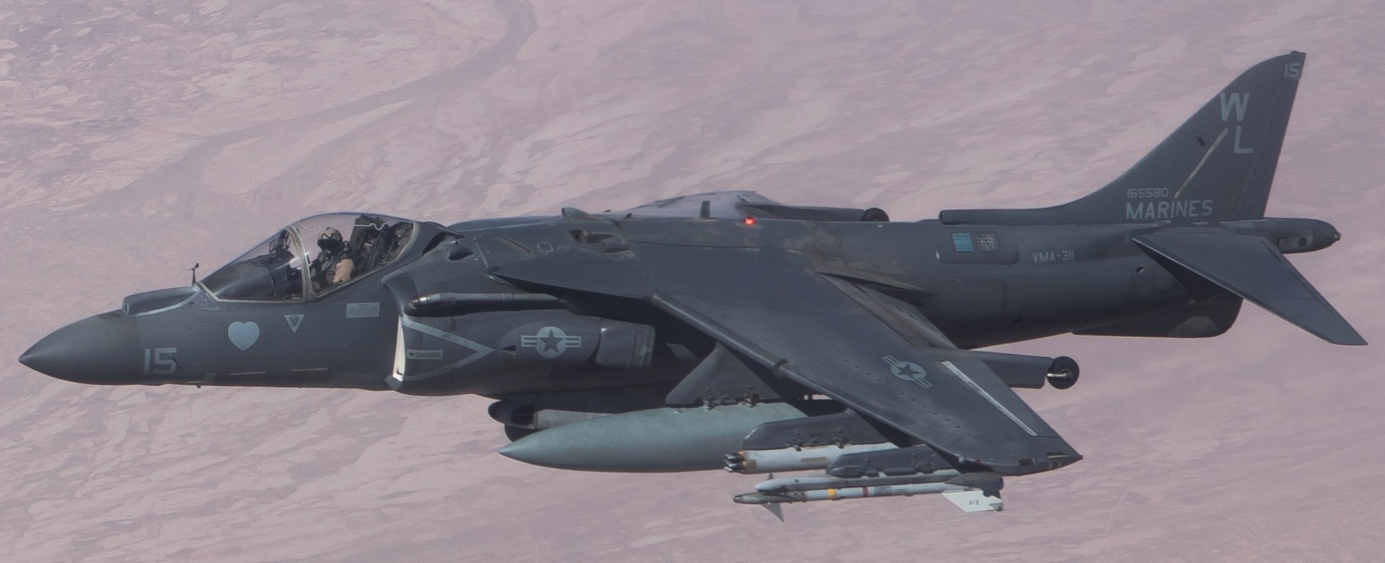 vma-311 tomcats marine attack squadron usmc av-8b harrier 195 kuwait