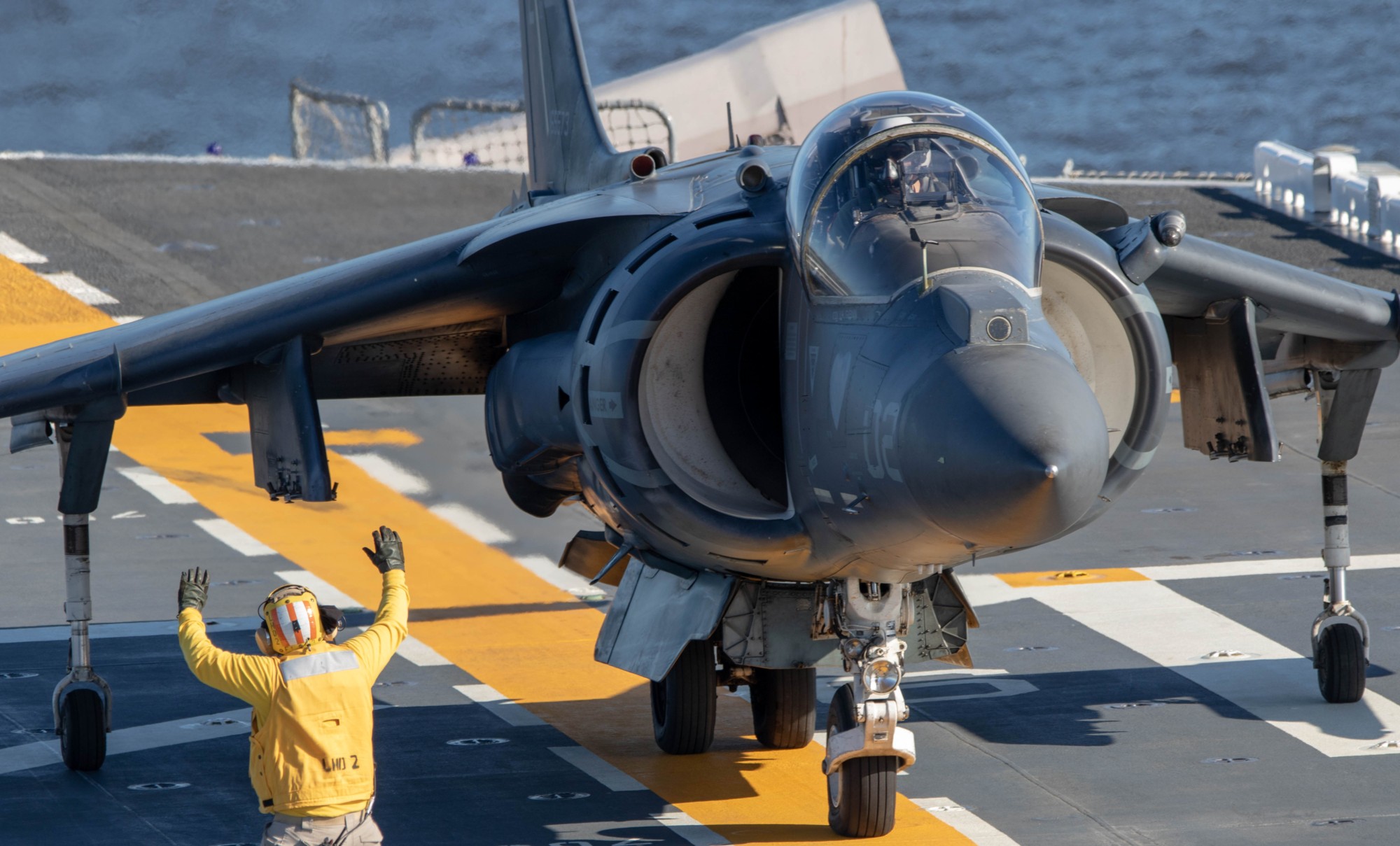 vma-311 tomcats marine attack squadron usmc av-8b harrier 198