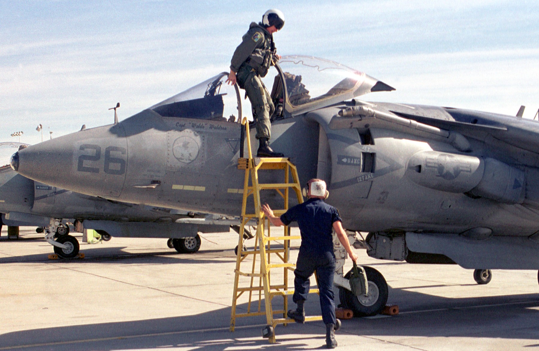 av-8b harrier vma-513 flying nightmares 1998