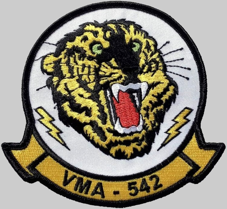 vma-542 tigers insignia crest patch badge marine attack squadron usmc av-8b harrier ii 02p