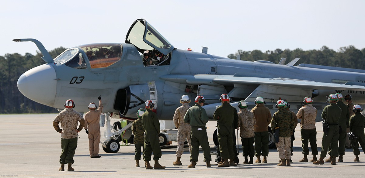 vmaqt-1 banshees ea-6b prowler marine tactical electronic warfare training squadron usmc 52
