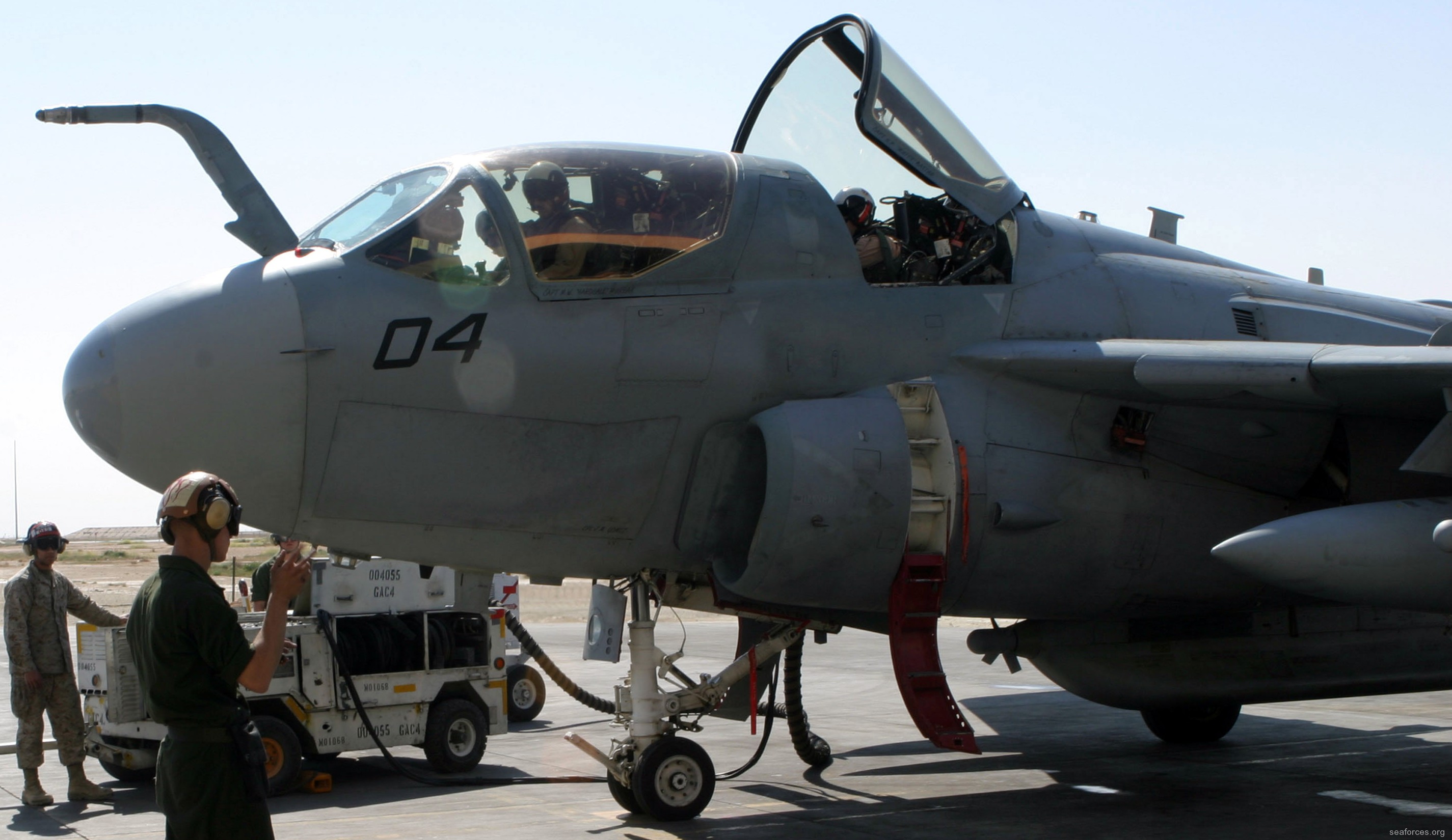 vmaq-1 banshees ea-6b prowler marine tactical electronic warfare squadron usmc 98
