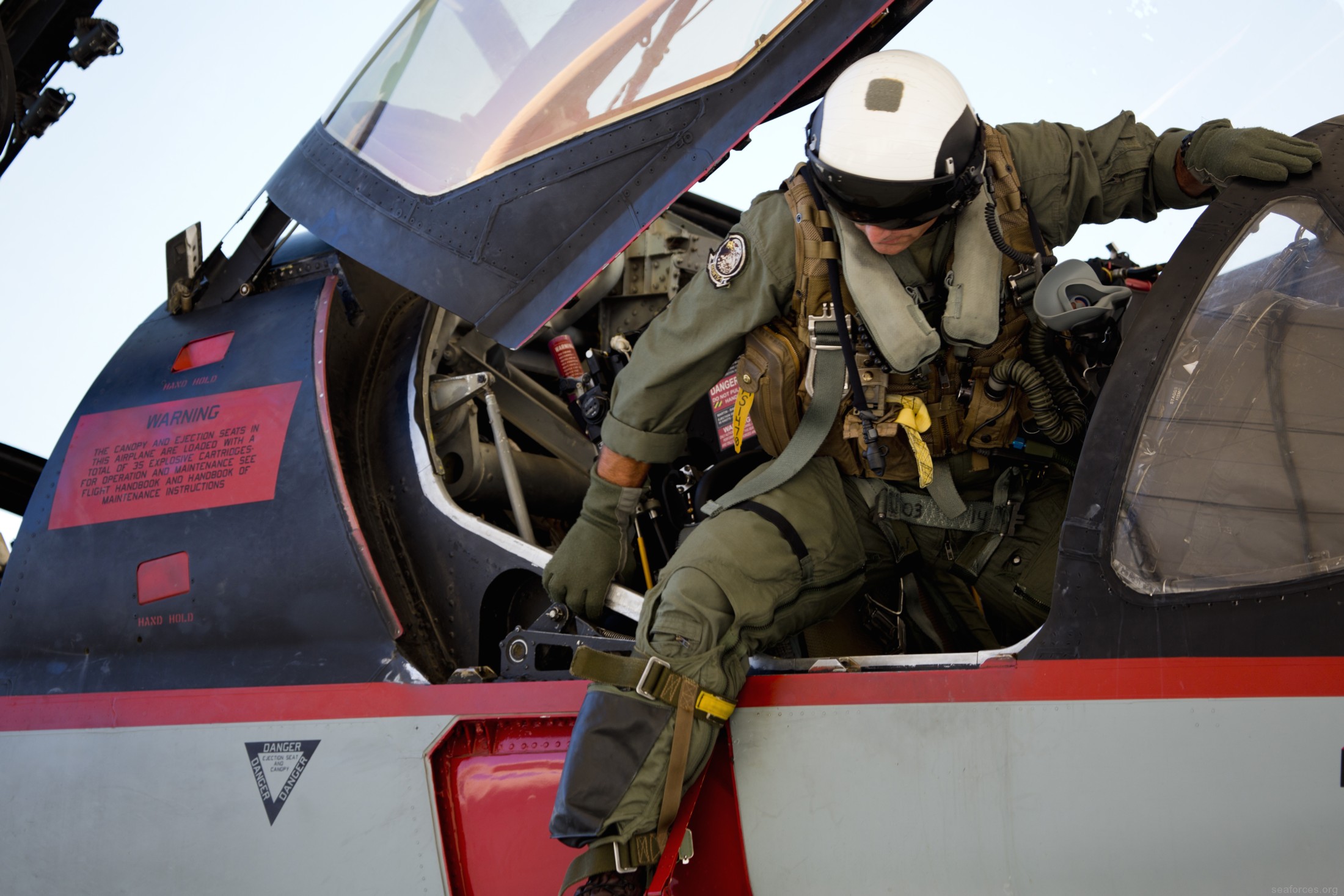 vmaq-2 death jesters ea-6b prowler marine tactical electronic warfare squadron usmc 05