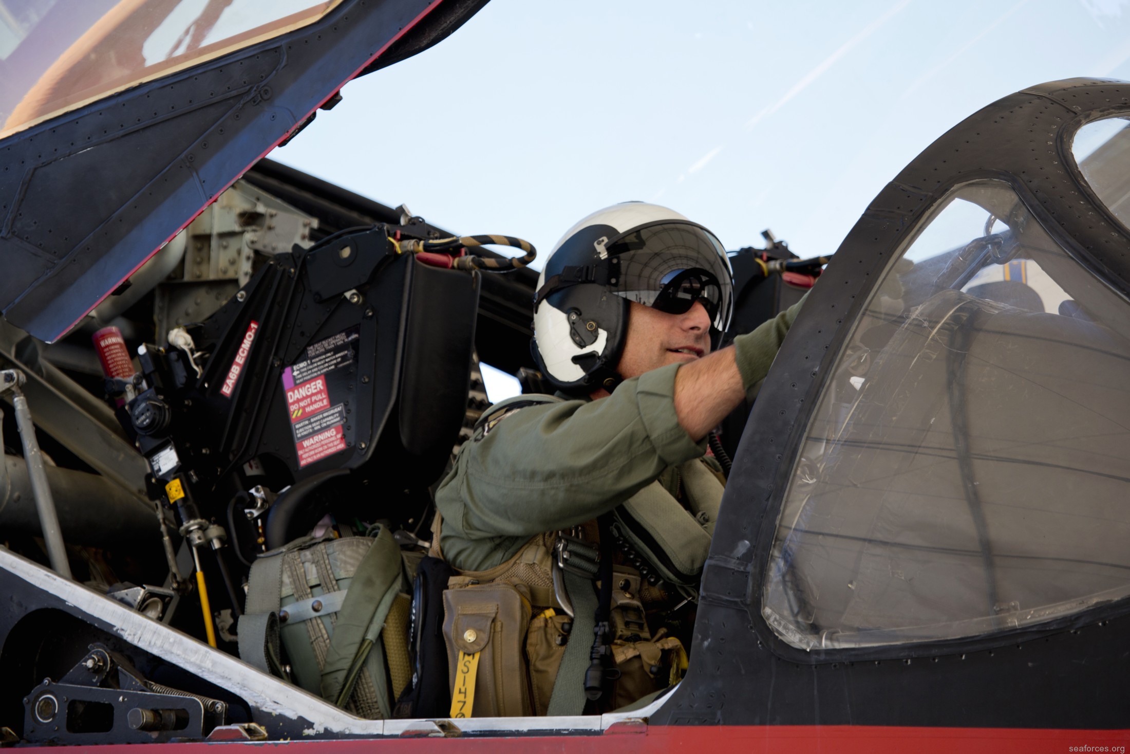 vmaq-2 death jesters ea-6b prowler marine tactical electronic warfare squadron usmc 06