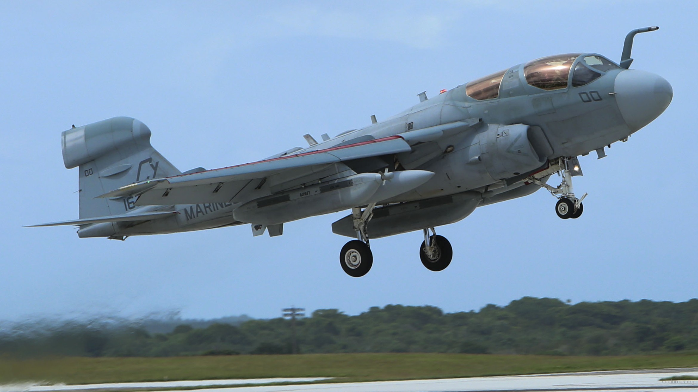 vmaq-2 death jesters ea-6b prowler marine tactical electronic warfare squadron usmc 38