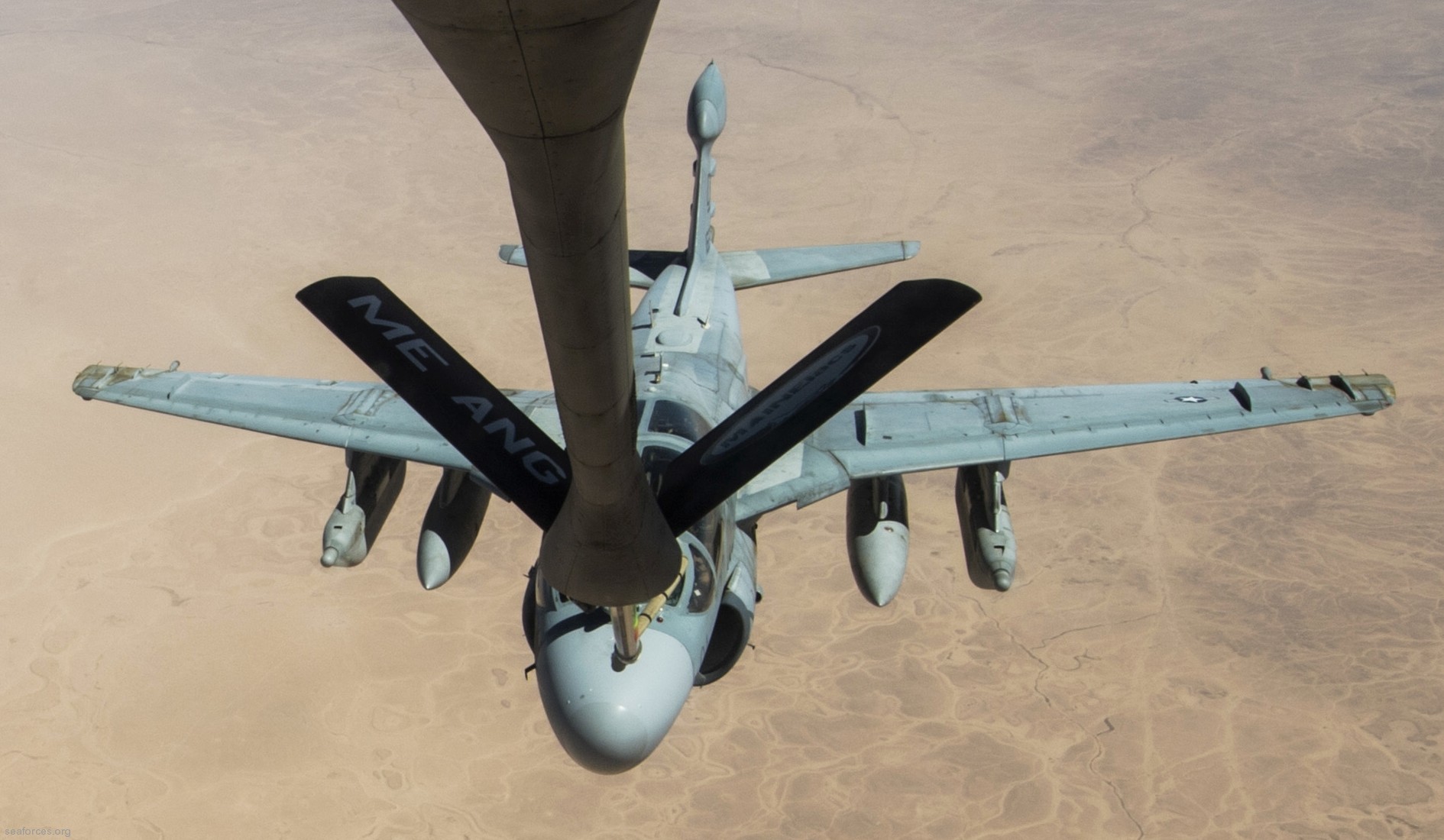 vmaq-2 death jesters ea-6b prowler marine tactical electronic warfare squadron usmc 91 refueling iraq