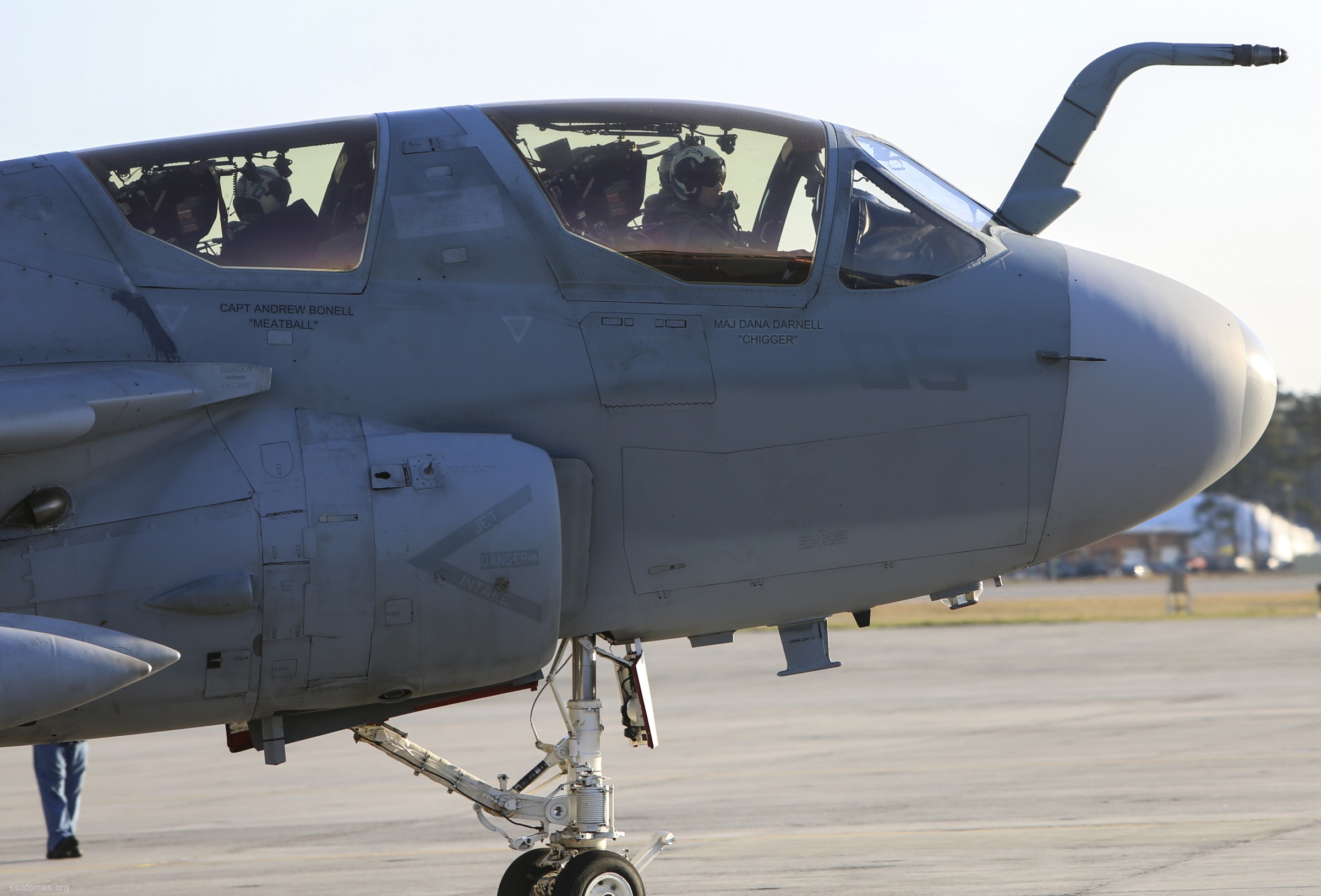 vmaq-3 moon dogs ea-6b prowler marine tactical electronic warfare squadron usmc 05