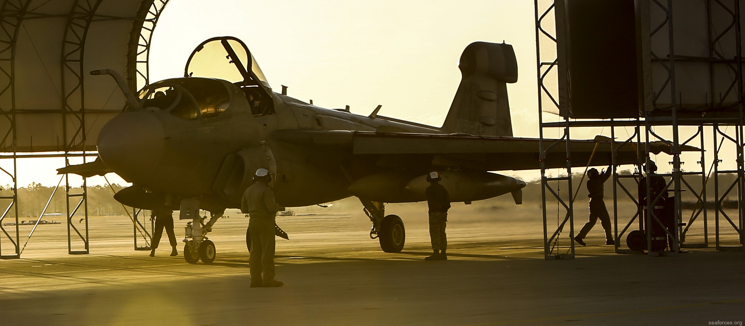 vmaq-3 moon dogs ea-6b prowler marine tactical electronic warfare squadron usmc 12