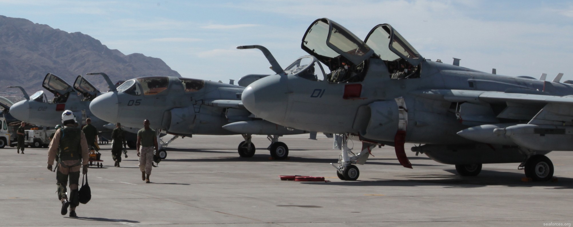 vmaq-3 moon dogs ea-6b prowler marine tactical electronic warfare squadron usmc 25 nellis afb nevada