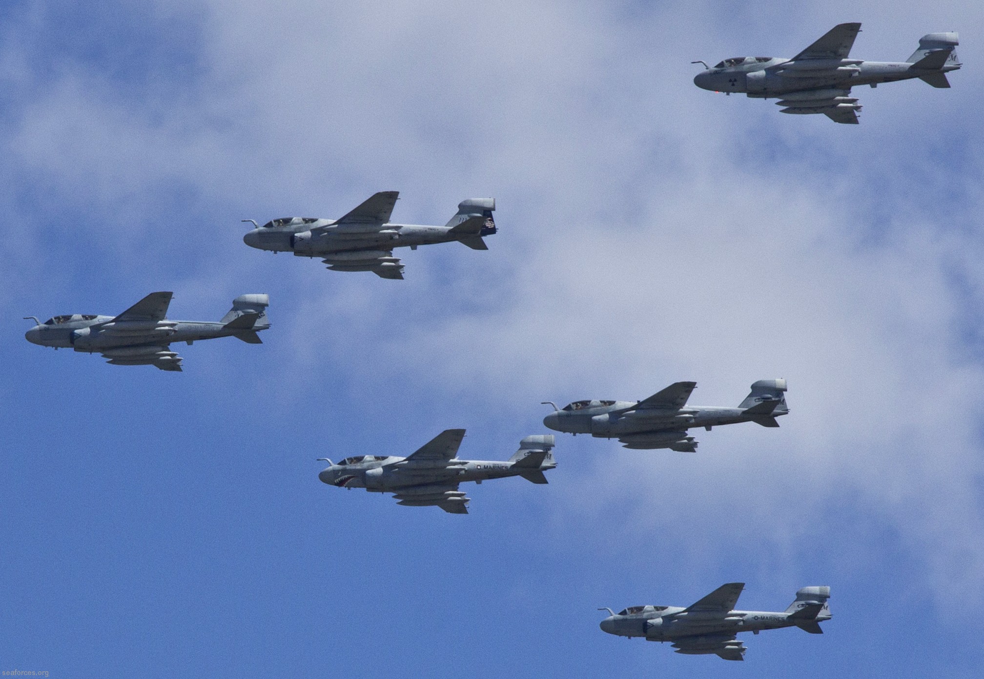 vmaq-4 seahawks ea-6b prowler marine tactical electronic warfare squadron usmc 04 formation