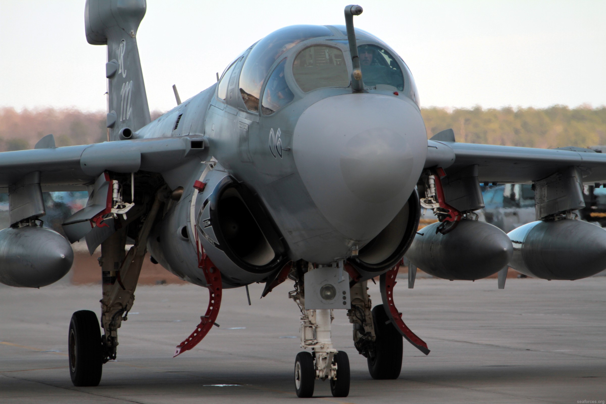 vmaq-4 seahawks ea-6b prowler marine tactical electronic warfare squadron usmc 08