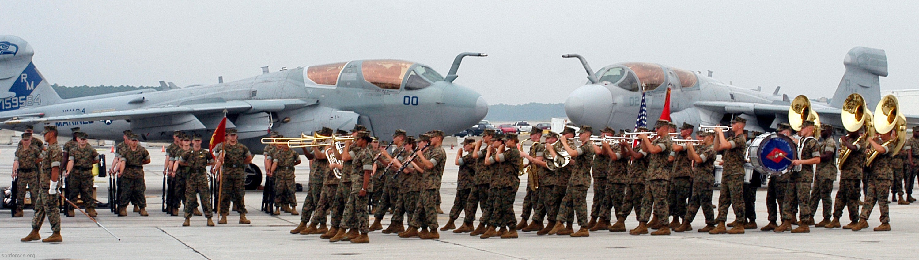 vmaq-4 seahawks ea-6b prowler marine tactical electronic warfare squadron usmc 10 mcas cherry point